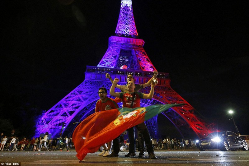 Portugal 1-0 France: Euro 2016 final